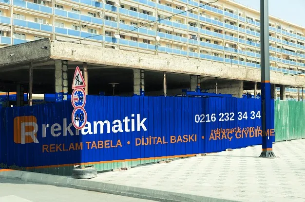 İnşaat Sahası Reklam Giydirme Nedir?